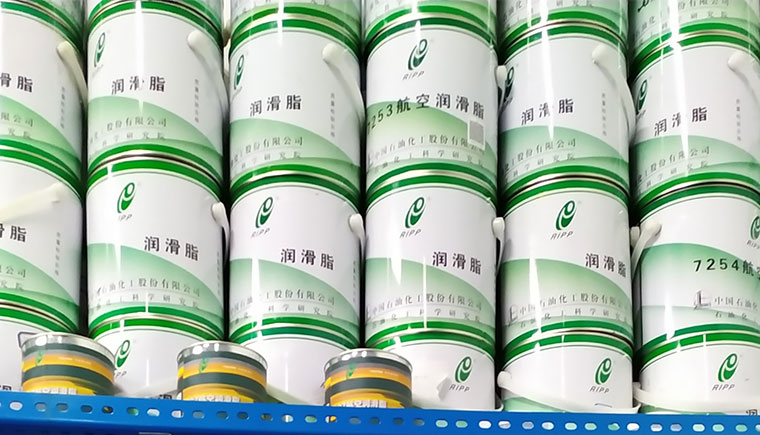 7458航空润滑脂能在哪些装置上使用？